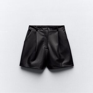 ZARA pleated faux leather shorts Black small